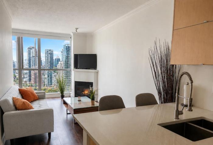 Free Parking! Luxury Condo Near World Cup Stadium