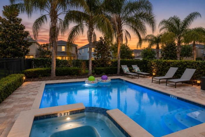 Luxury Encore 15min to Disney Star Wars & Pool