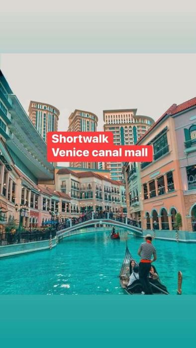 Morgan Suite BGC shortwalk8 Venice Mall with City View