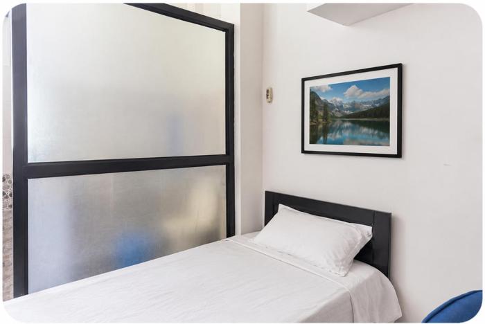 Economy Single Room with Private Bathroom