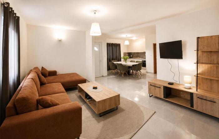 Beautiful Apartment In Vodice With Wifi