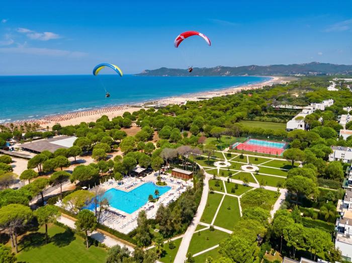 Perla Holiday Homes 143