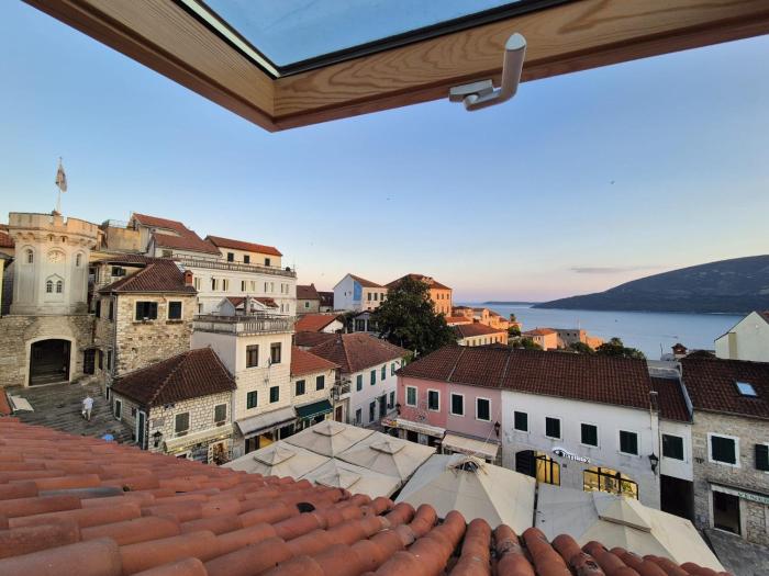 Clock Tower Apartments Duplex Old Town Herceg Novi