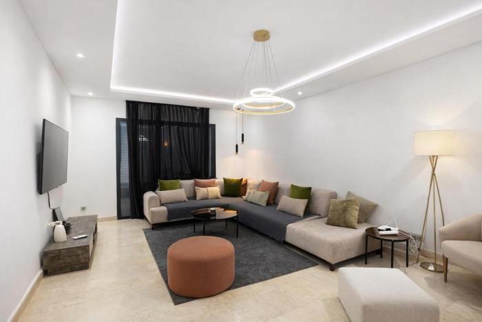 Premium 2-Bedroom Apartment Luxury & Comfort