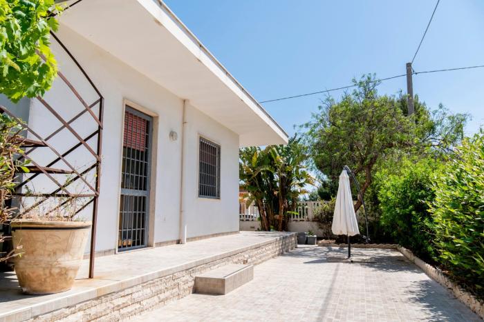 Villa Kalisi by ThePuglia