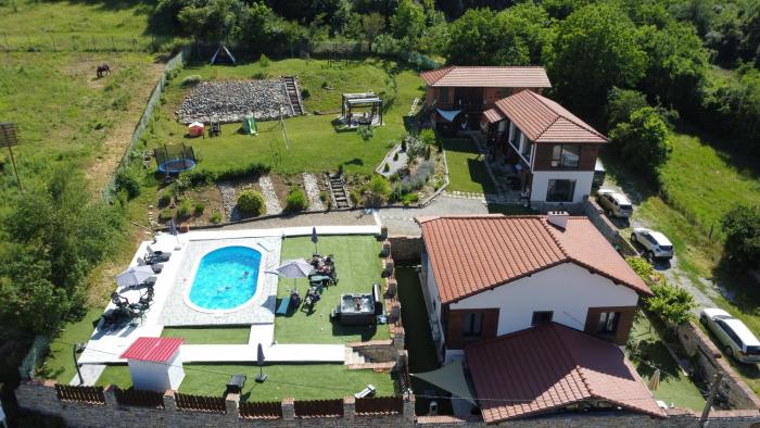 Resela guest houses