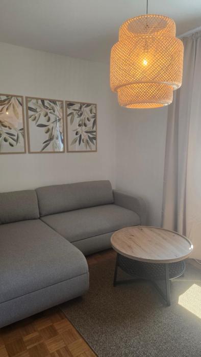 VIN&CO Boutique House, fenced yard with parking space, pet friendly