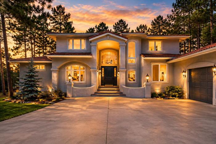 Luxury Golf Estate - 7 Ensuite Suites - Steam Spa - Theatre