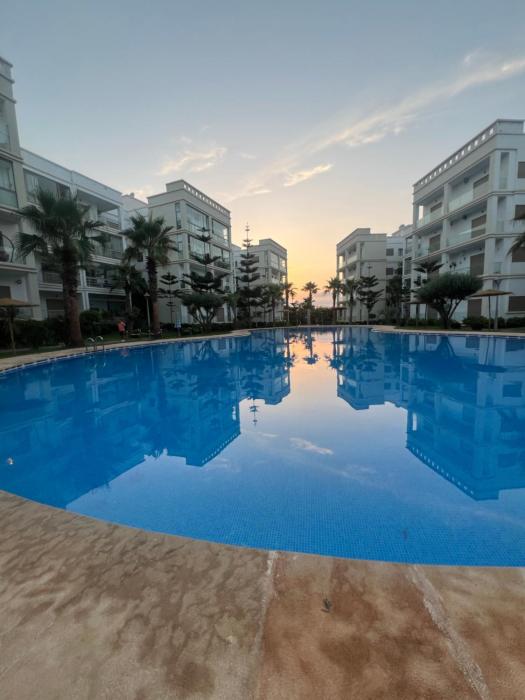 Costa Beach Escape Piscines & plage
