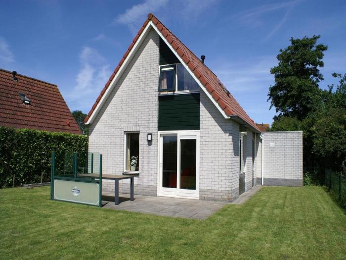 House in Breskens near Scenic Beaches