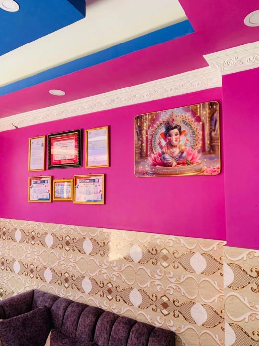 Family Puja Guest House And Restaurant