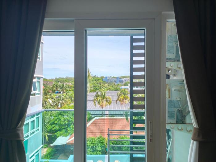 Nai Harn beach - One bedroom on 4 floor at Calypso