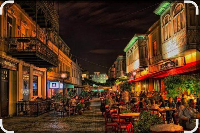 Old Tbilisi aghmashrnebeli