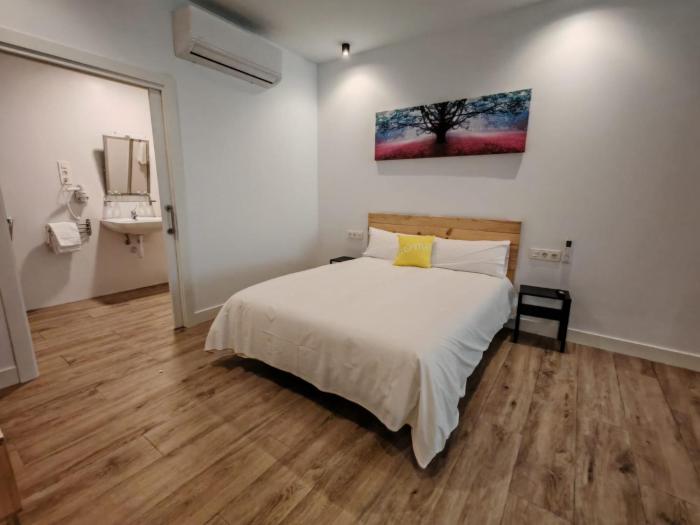 Bilbao ROOMS & KITCHEN Zurbaran