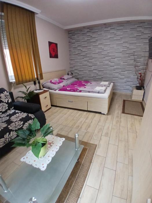 Anett Apartman