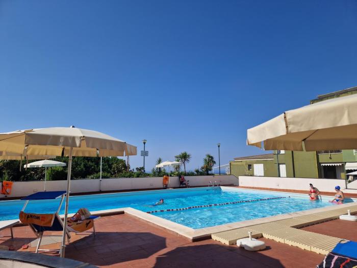 LAtelier al mare appartamento deluxe con piscina e vista mare