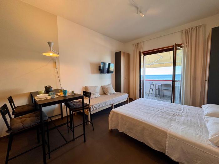 Sulmare Studios - Monolocali sul Lungomare