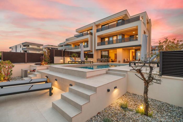 Luxury Villa Lea Magdalena 6 with Pool and Sea View