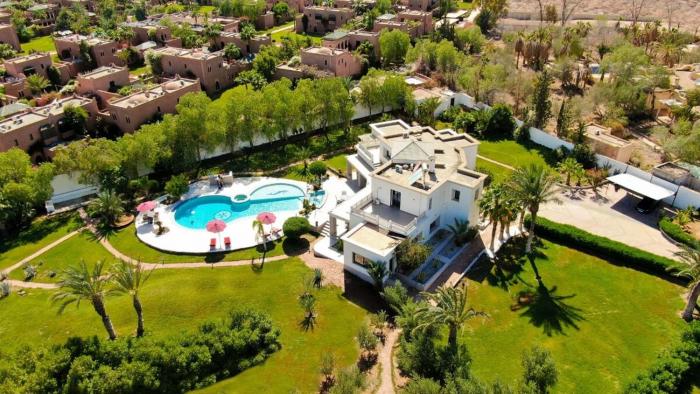 Luxury 5BR Villa with Private Pool, Large Garden & 5 Min to Marrakech Center