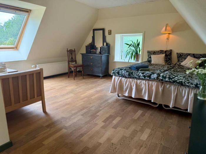 Cozy room with privat toilet in our farmhouse from 1880
