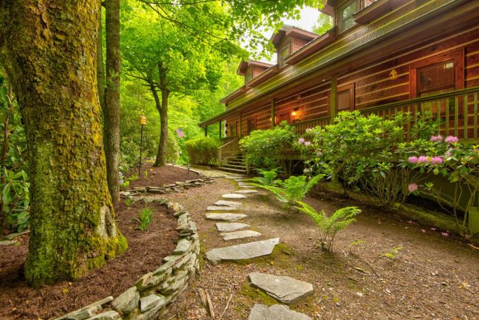 Hebron Falls Cabin
