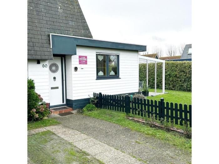 House in Breskens near Scenic Beaches