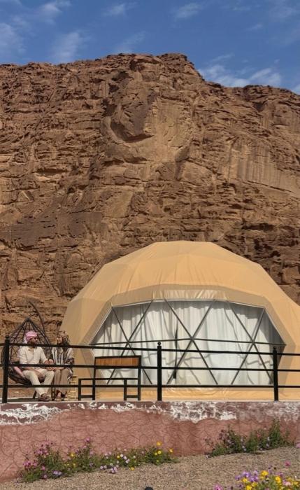 Diala Luxury Wadi Rum Bubble & Desert Experience