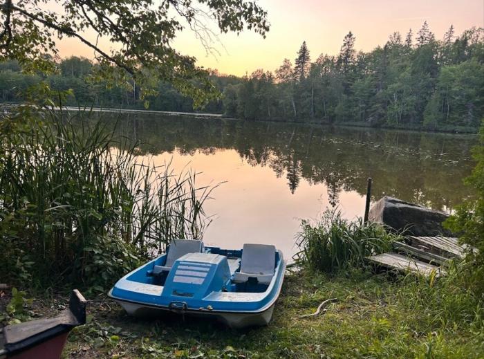Countryside studio on a lake