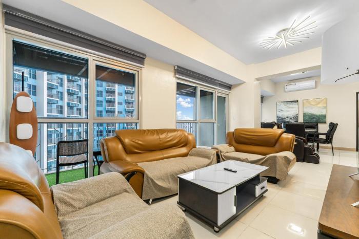 145 sqm Holiday 3BR Apartment with Sea View near Airport, City of Dreams, MOA, and beside Okada
