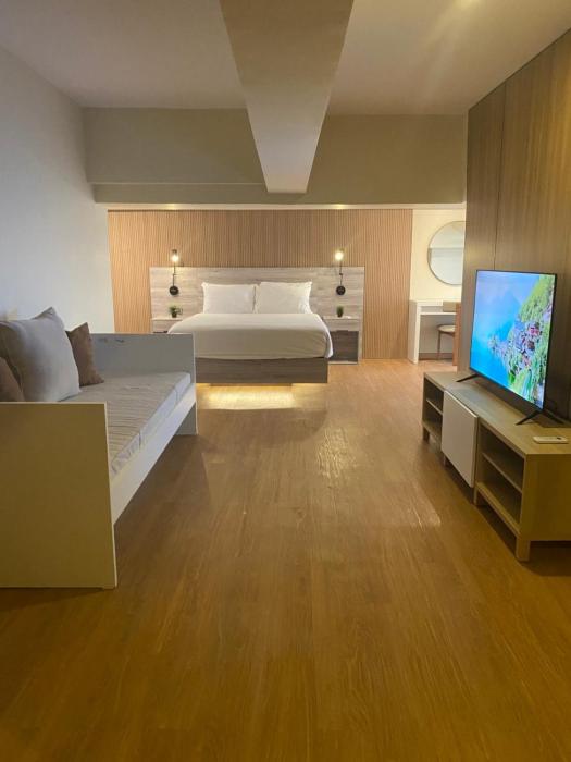 Edsa Heights 2 bedroom loft unit AMA Tower 3322