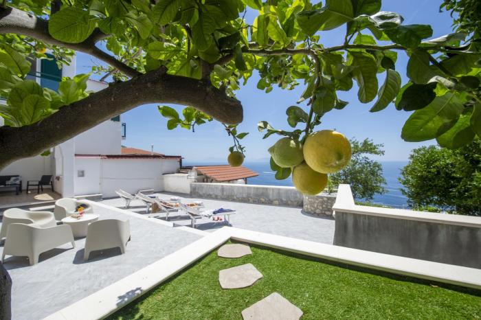 Villa CristAl