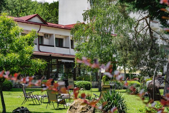 Hotel Sallaris Monteoru