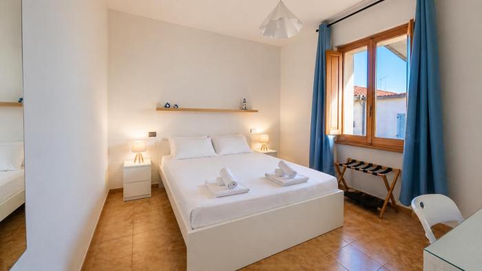 4BR apartment, 5 minutes to the beach & 2BA