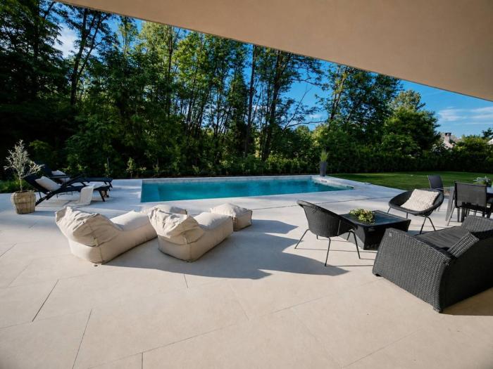 Villa Lana Luxury Pool & Indoor Wellness