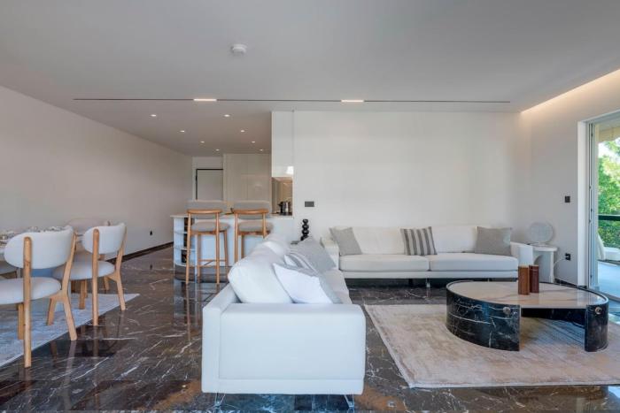 3 Bedroom Apartment right outside Glyfadas centre