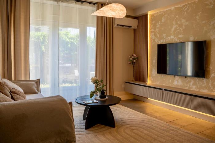 1 Peraudel Suite & Appartements