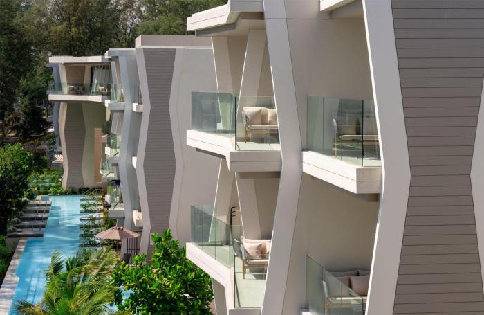 Radisson Blu Resort, Phuket Mai Khao Beach