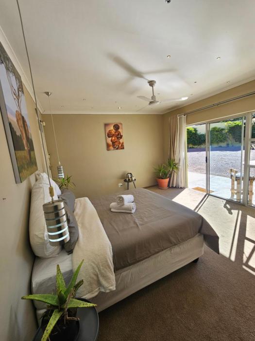 Living in the moment - Deluxe, Ensuite Bedroom