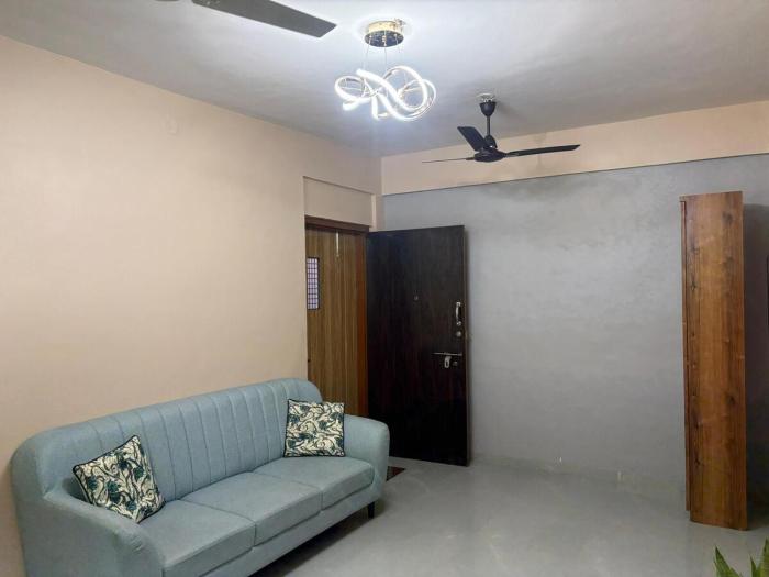 Cozy fully-furnished apartment in Powai