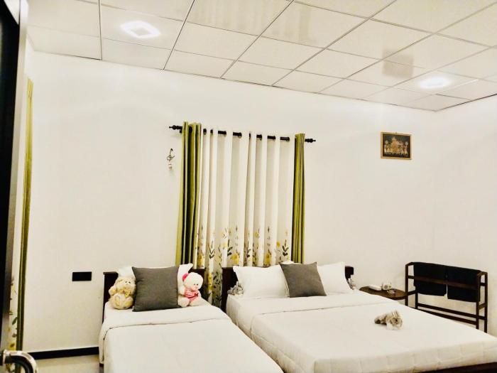S & B Villa Weligama