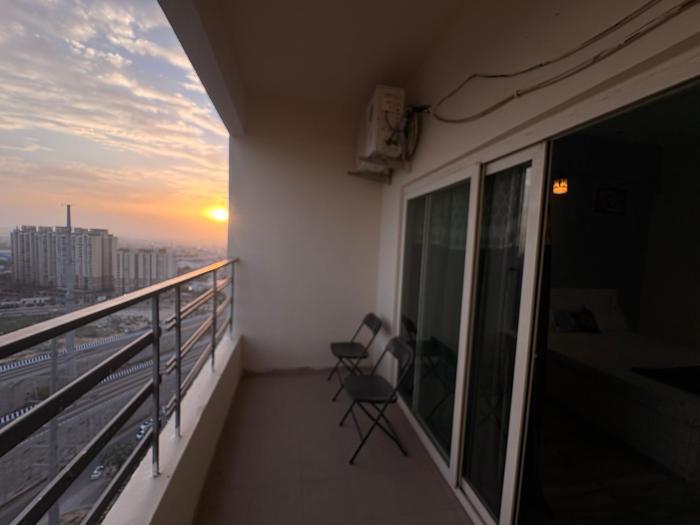 Skyline suites