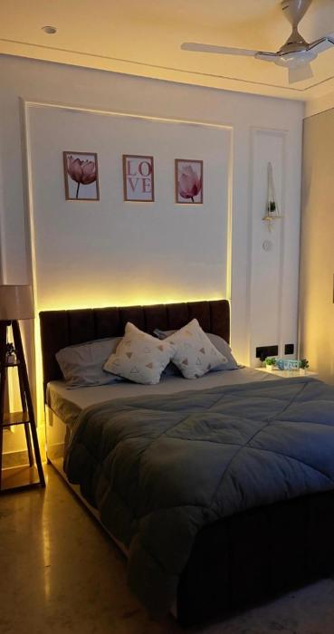 Cozy Stay in Sector 51 Gurgaon I Near Artemis & Medanta
