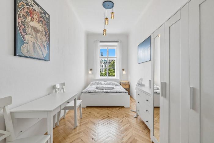 Small Sunny park view apartment