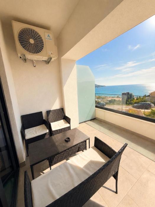 Blue Horizon Bečići Sea View Apartment