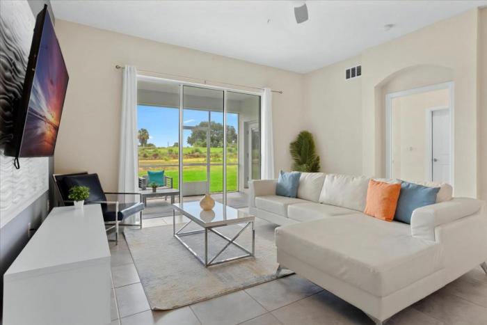 2 Bedrooms 2 Bathrooms Champions Gate 897 Oa