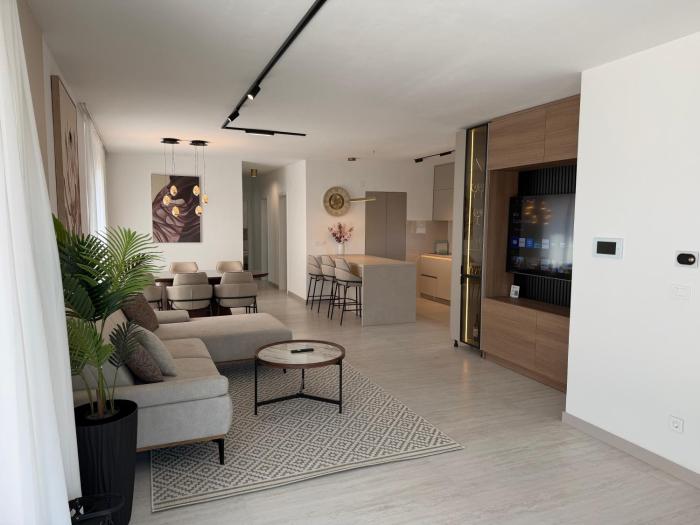 Urban West Penthouse