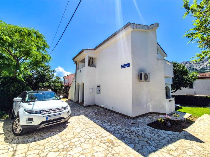Apartments Benkovic