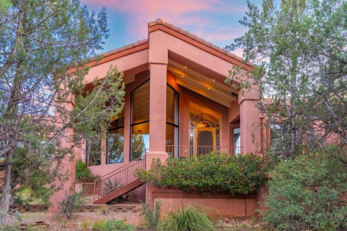 West Sedona Oasis Spa Pool Table Sleeps 16