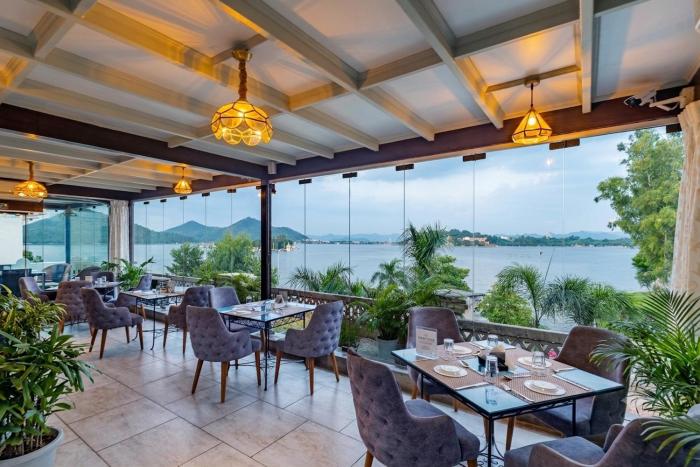 Panna Vilas - A Lake Facing Boutique Hotel