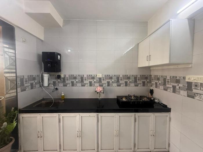2bhk beside Hiranandini-Star homes powai